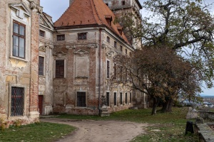 Jaroslavice Castle