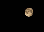 Full moon - hand held