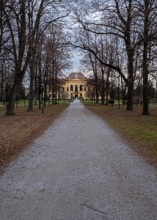 Schloss Eckartsau and Schloss Karlstein